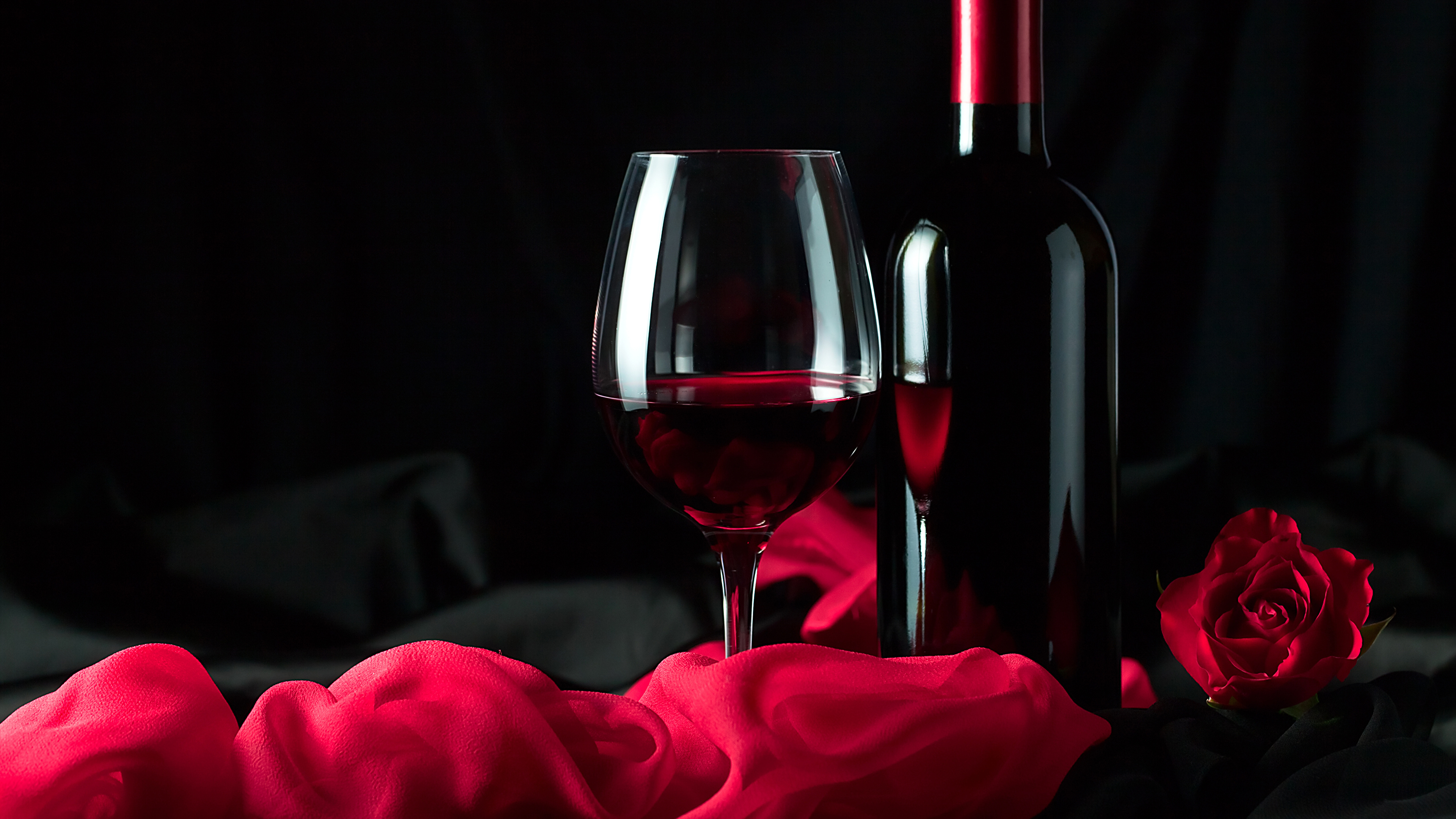 Живые обои вино. Красное вино. Бокал вина. Бокал с вином. Бутылка красного вина.